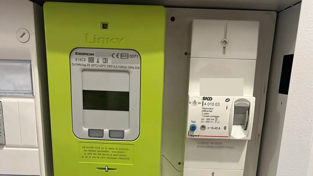 Compteur Linky en gros plan